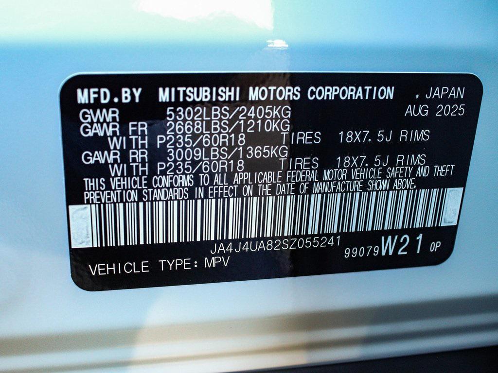 new 2025 Mitsubishi Outlander car, priced at $35,315