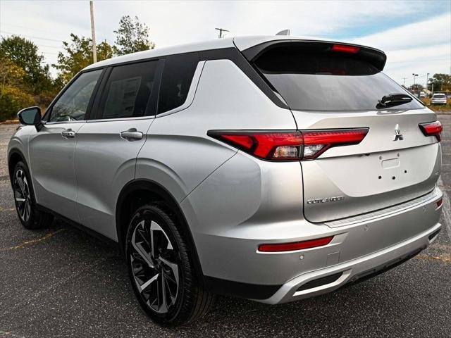 new 2024 Mitsubishi Outlander car, priced at $35,420