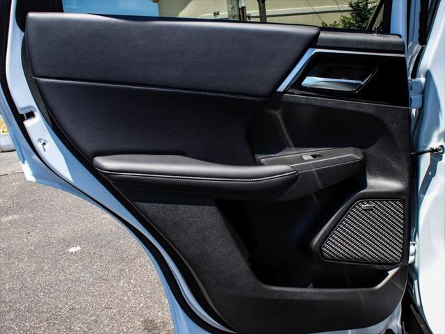 new 2025 Mitsubishi Outlander car, priced at $38,625