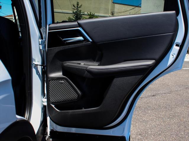 new 2025 Mitsubishi Outlander car, priced at $38,625