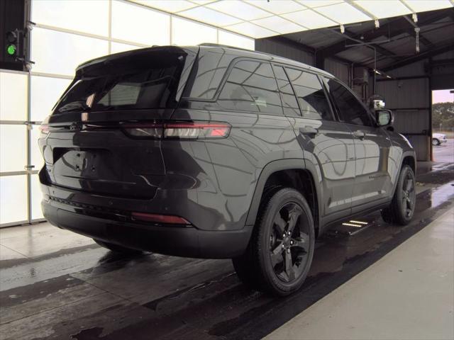 used 2024 Jeep Grand Cherokee car, priced at $36,990
