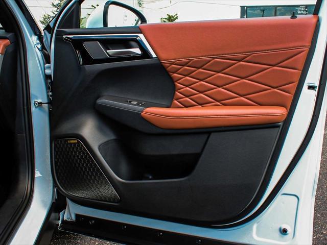 new 2025 Mitsubishi Outlander car, priced at $47,200