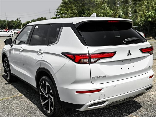 new 2024 Mitsubishi Outlander car, priced at $38,465