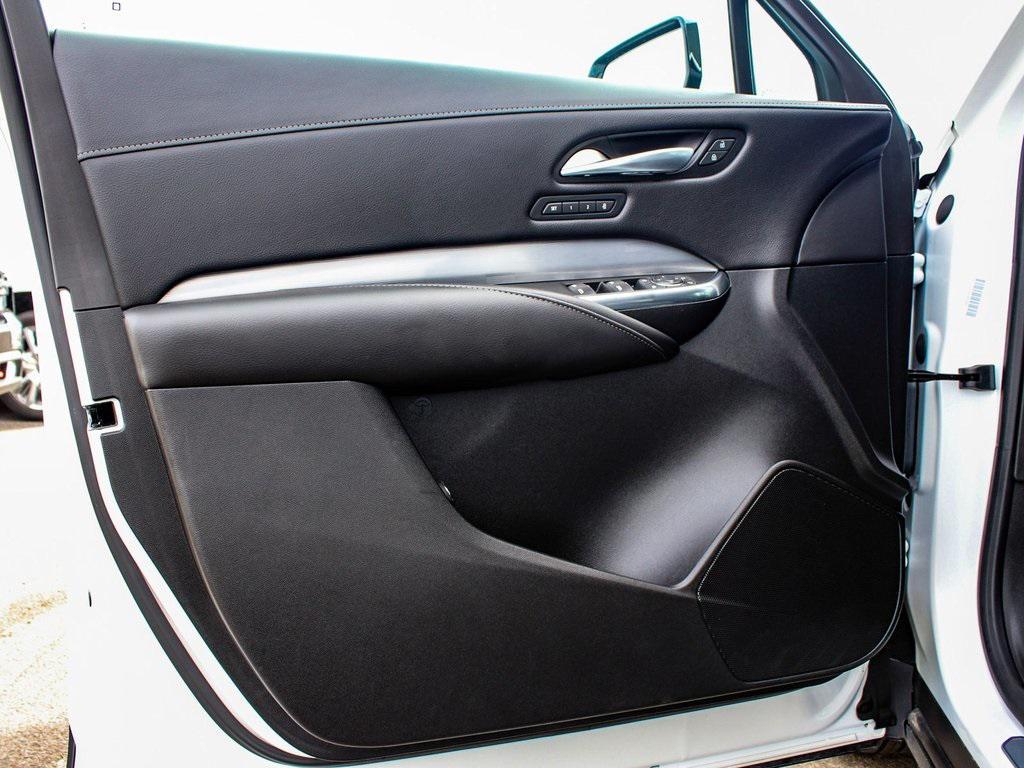 used 2024 Cadillac XT4 car, priced at $31,890