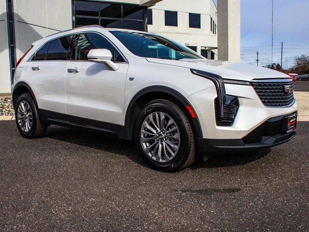 used 2024 Cadillac XT4 car, priced at $31,890