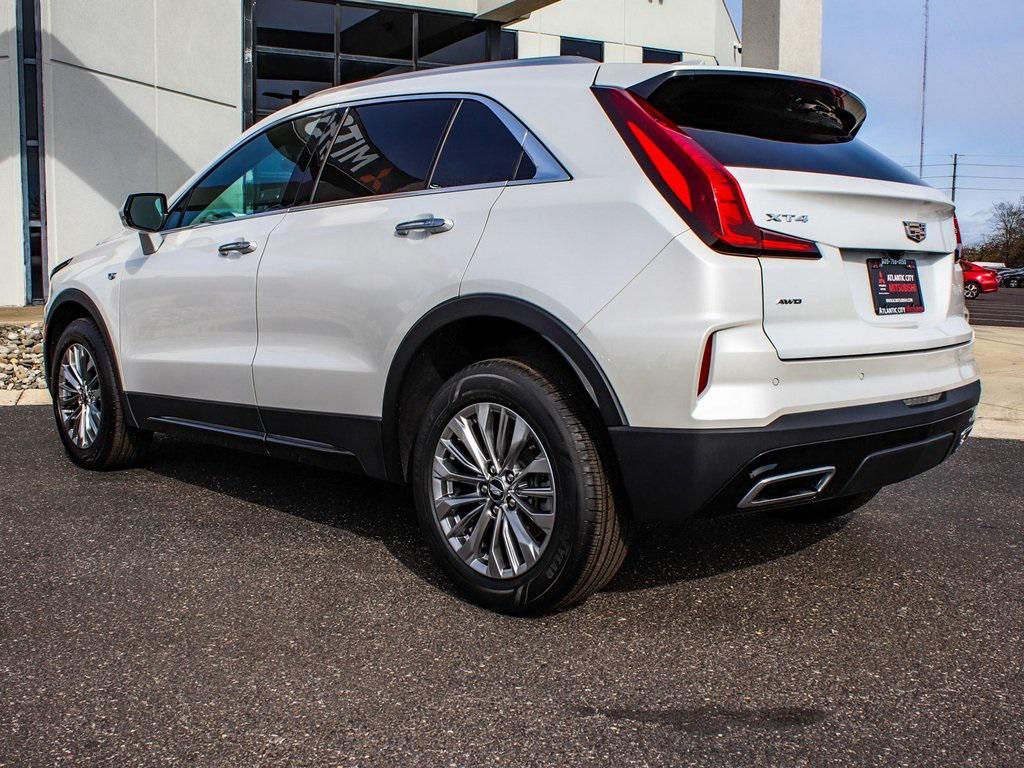 used 2024 Cadillac XT4 car, priced at $31,890