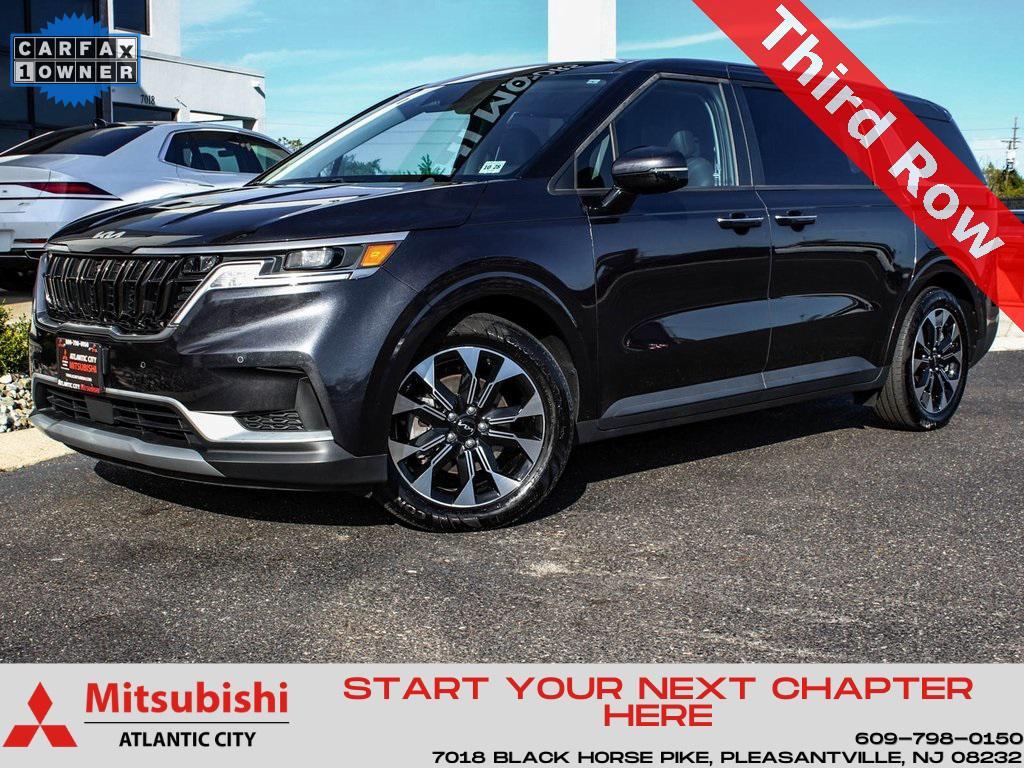 used 2024 Kia Carnival car, priced at $33,450