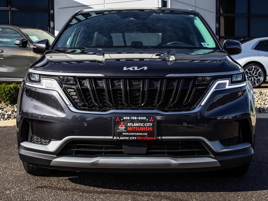 used 2024 Kia Carnival car, priced at $33,450