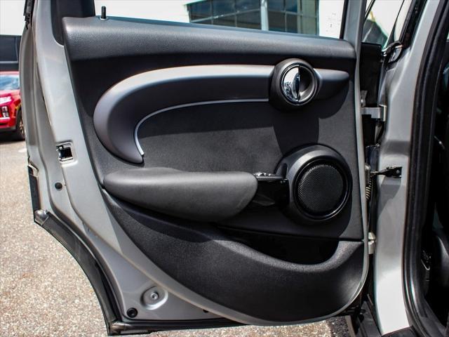 used 2024 MINI Hardtop car, priced at $24,490
