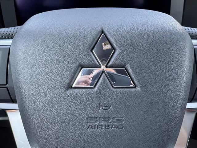 new 2024 Mitsubishi Outlander car