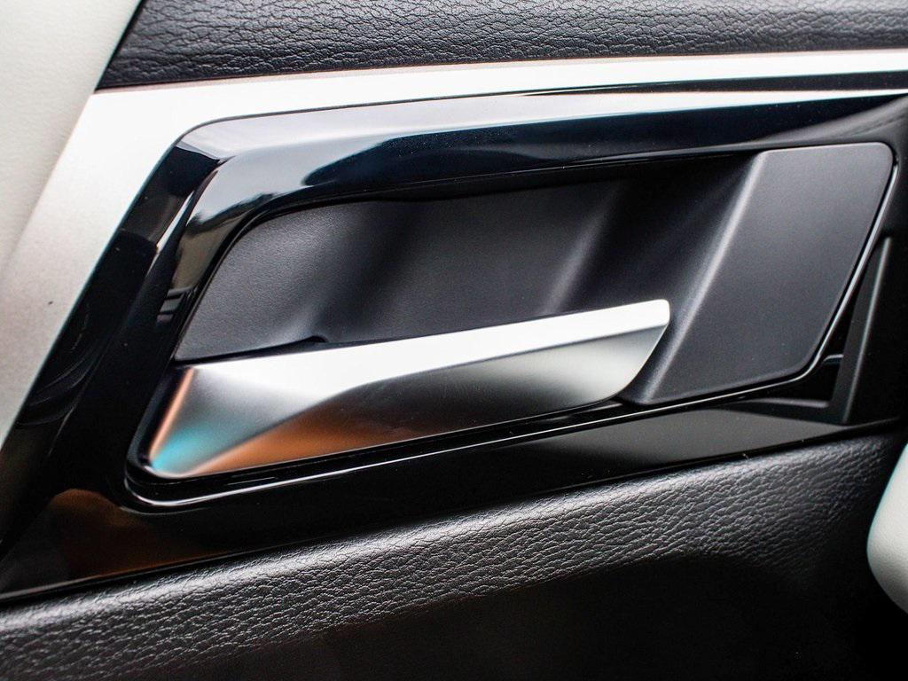 new 2025 Mitsubishi Outlander car, priced at $38,555