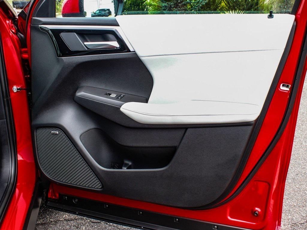 new 2025 Mitsubishi Outlander car, priced at $38,555