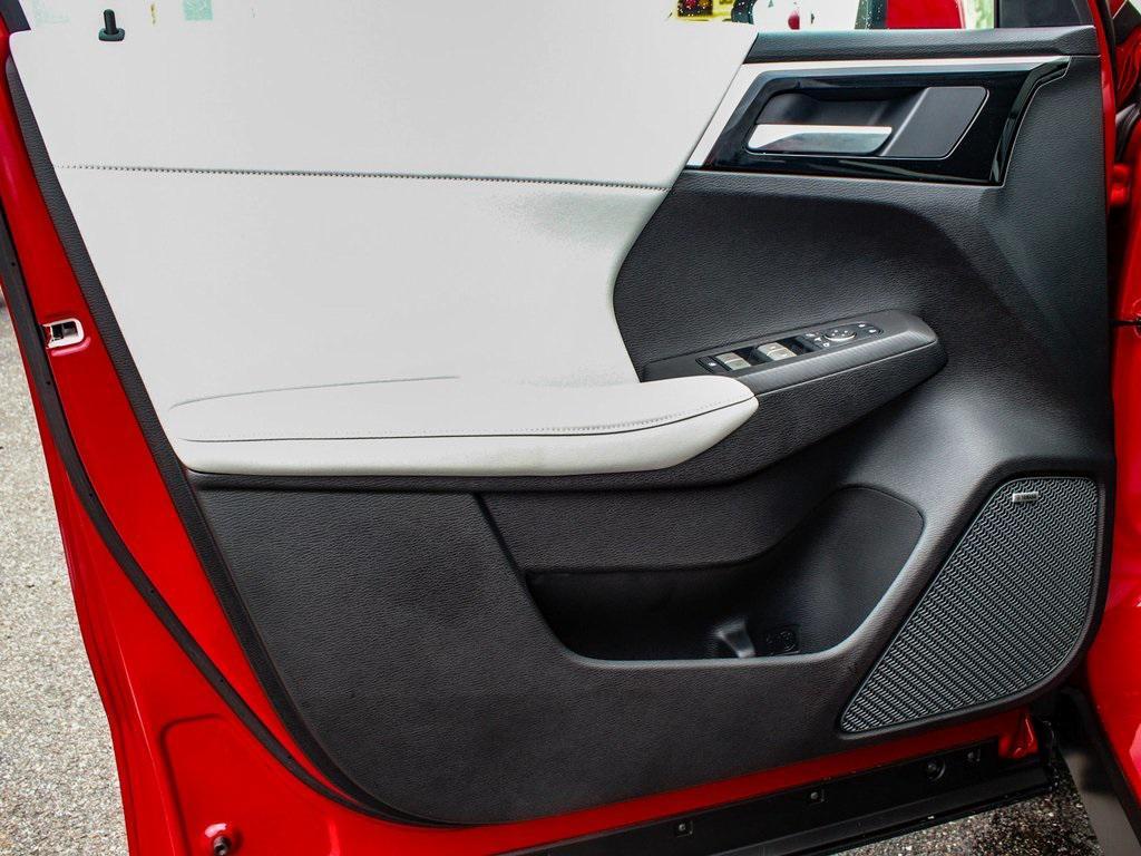 new 2025 Mitsubishi Outlander car, priced at $38,555