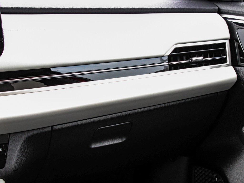 new 2025 Mitsubishi Outlander car, priced at $38,555