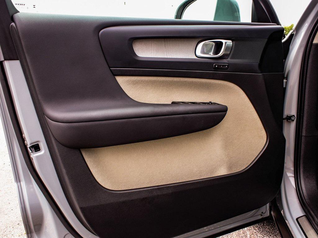 used 2024 Volvo XC40 car, priced at $30,450