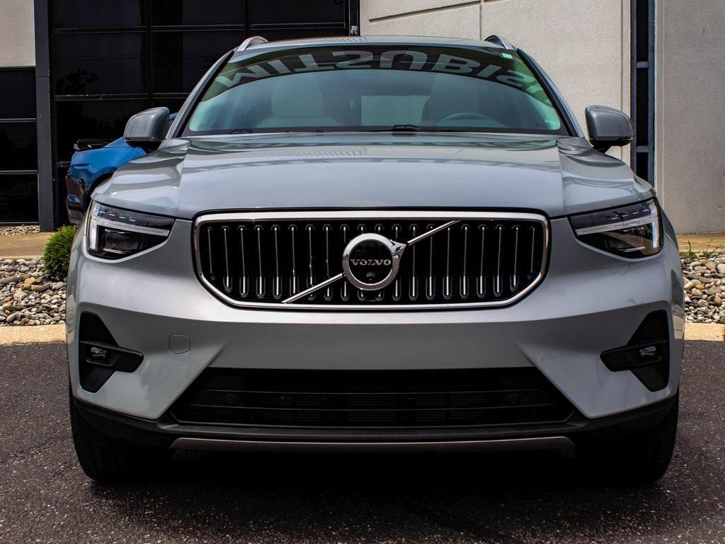 used 2024 Volvo XC40 car, priced at $30,450