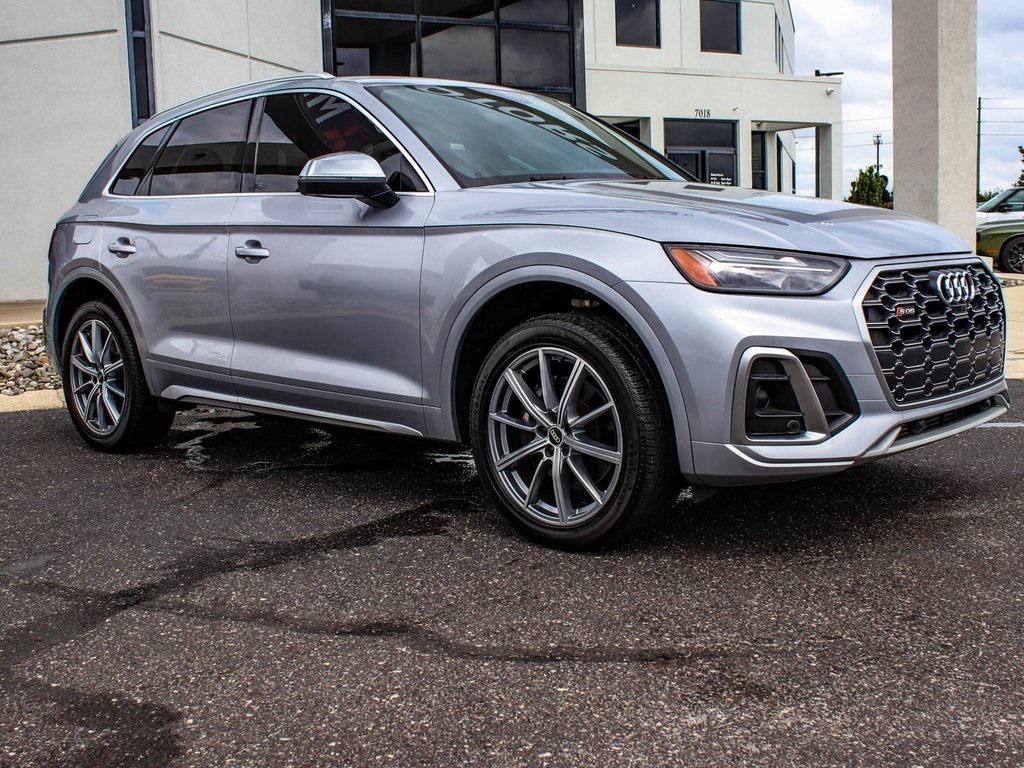 used 2022 Audi SQ5 car, priced at $27,450