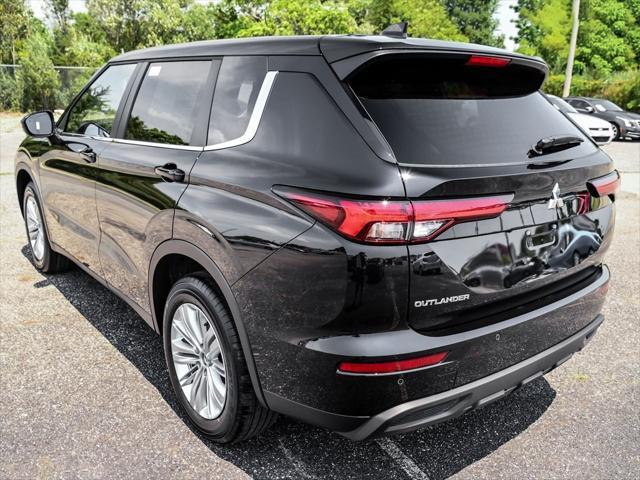 new 2024 Mitsubishi Outlander car