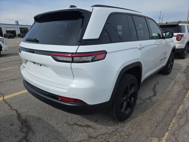 used 2023 Jeep Grand Cherokee car, priced at $35,490