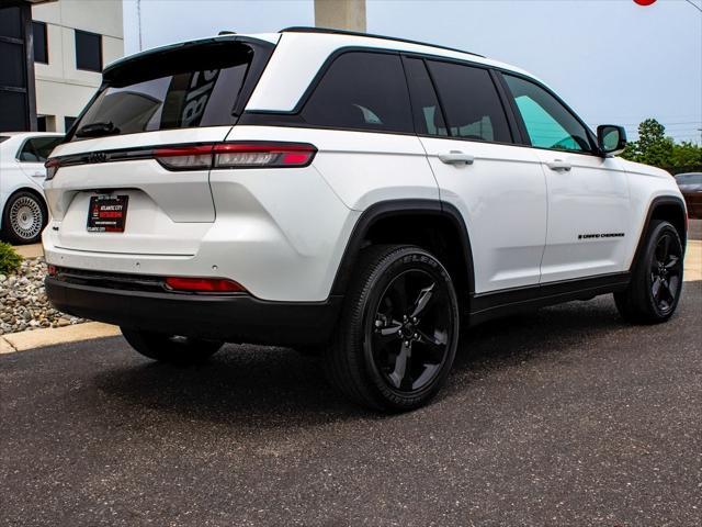 used 2023 Jeep Grand Cherokee car, priced at $34,990