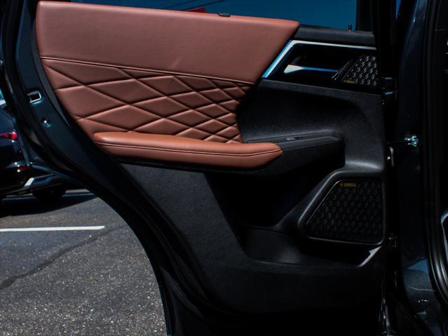 new 2025 Mitsubishi Outlander car, priced at $46,350