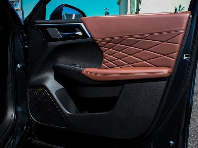 new 2025 Mitsubishi Outlander car, priced at $46,350