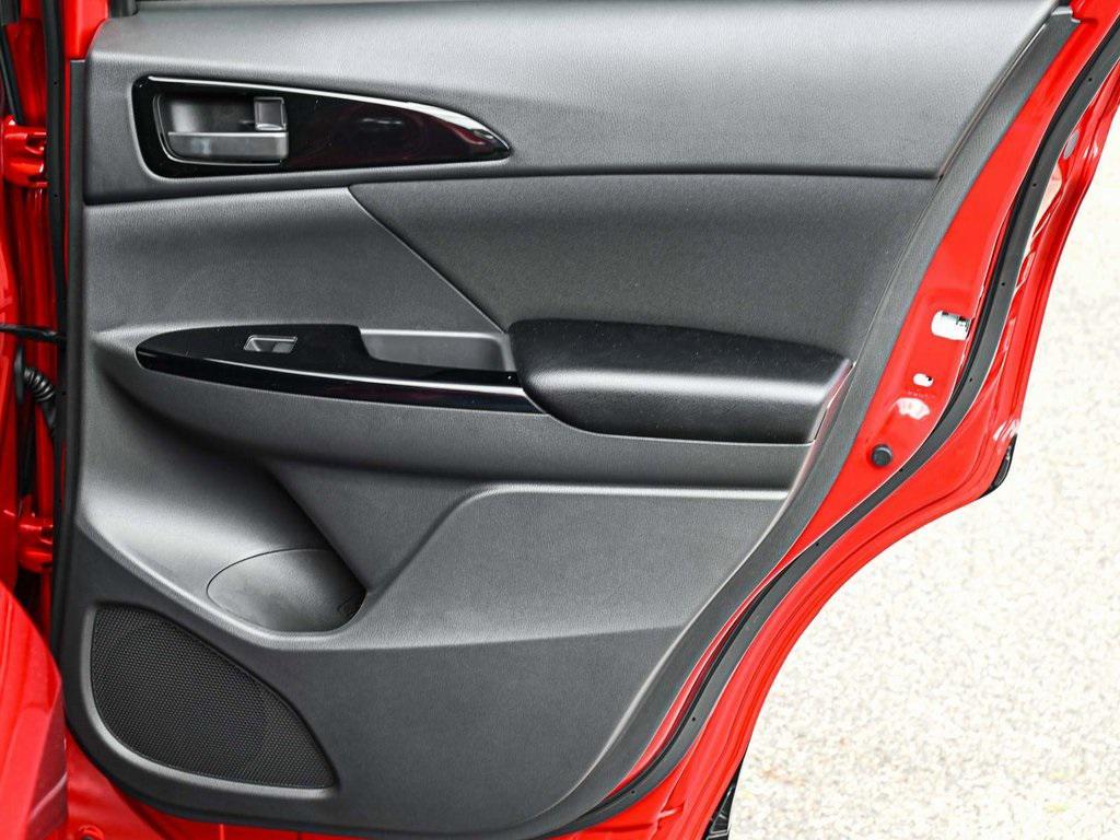 new 2024 Mitsubishi Eclipse Cross car, priced at $30,625
