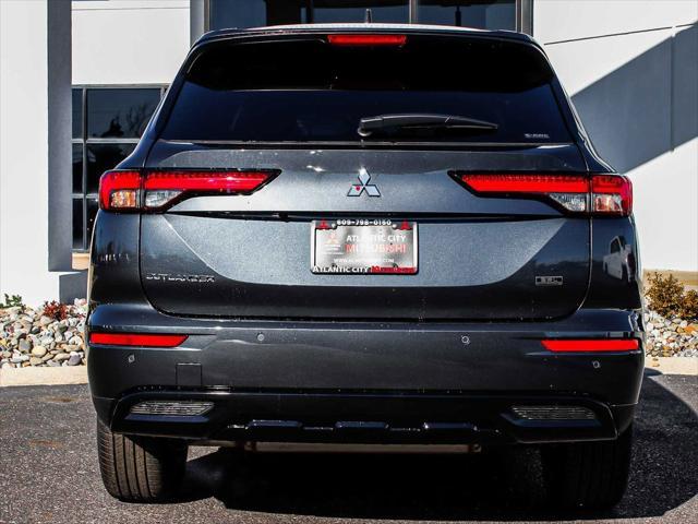 new 2024 Mitsubishi Outlander car, priced at $41,135