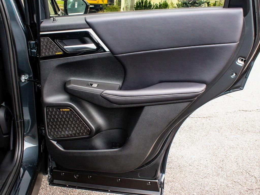 new 2025 Mitsubishi Outlander car, priced at $39,365