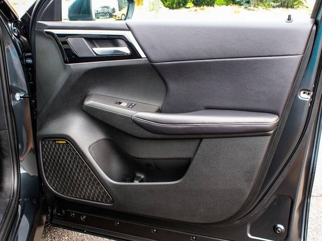 new 2025 Mitsubishi Outlander car, priced at $39,365