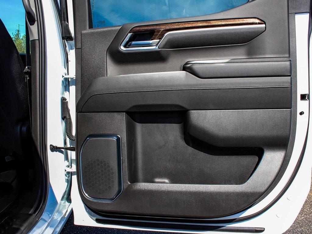 used 2025 GMC Sierra 1500 car, priced at $52,450