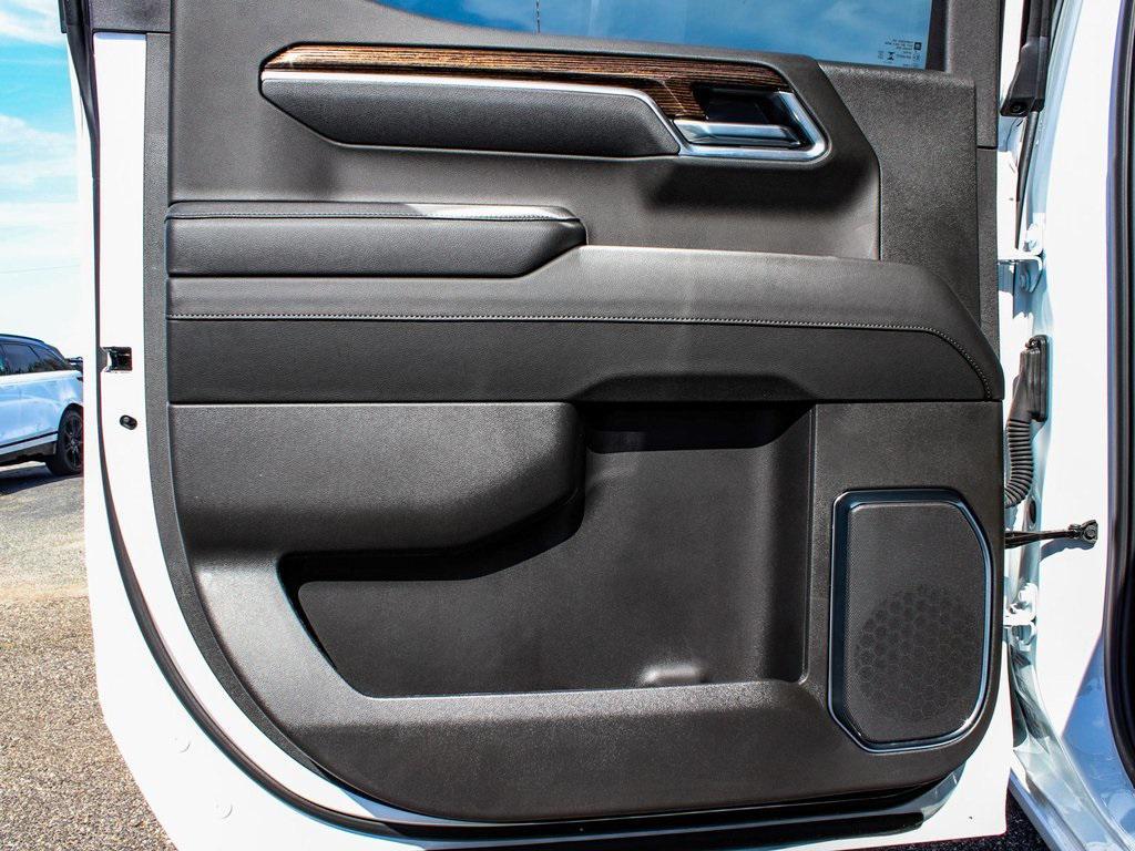 used 2025 GMC Sierra 1500 car, priced at $52,450