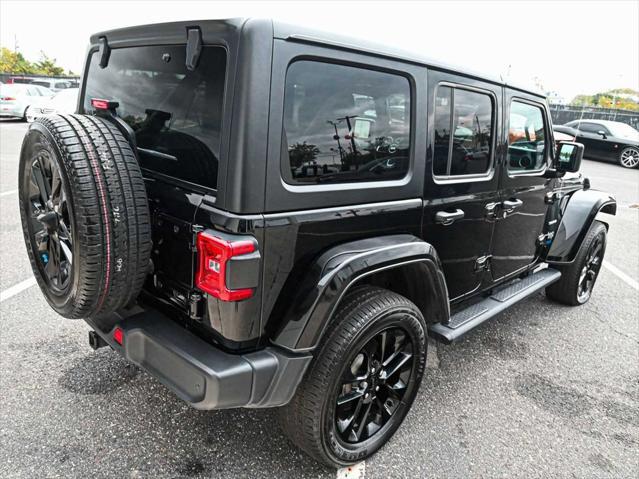 used 2022 Jeep Wrangler Unlimited car, priced at $33,190