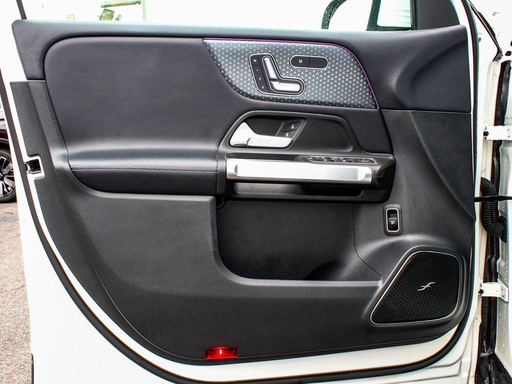 used 2024 Mercedes-Benz GLB 250 car, priced at $32,990