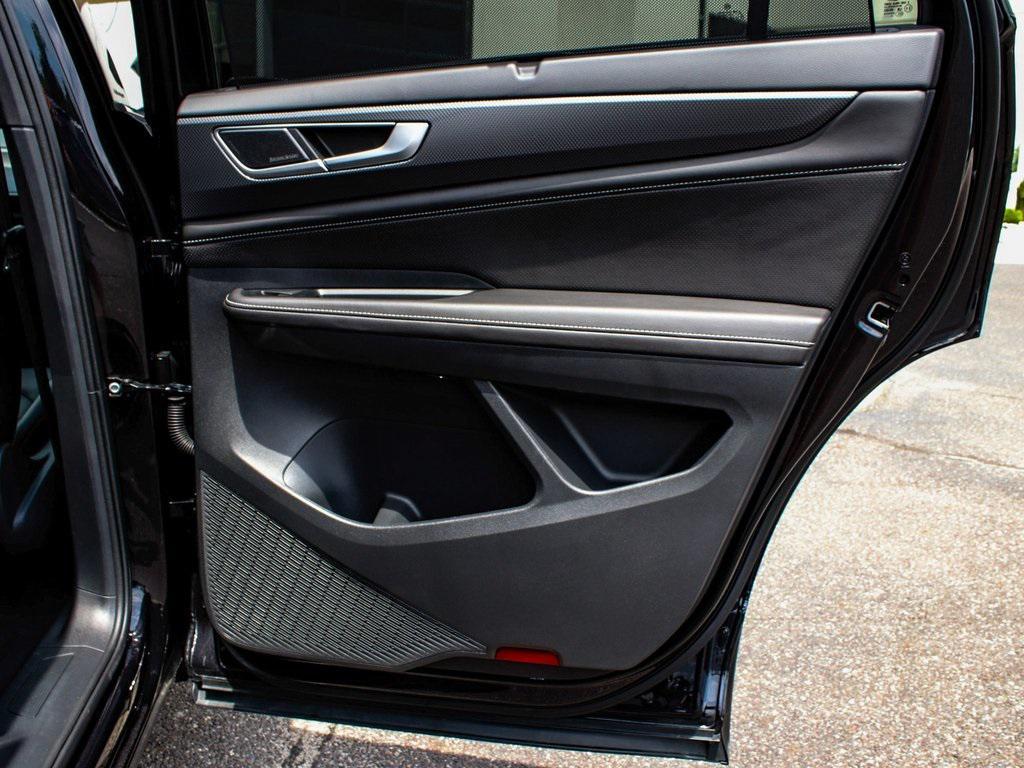 used 2025 Volkswagen Atlas Cross Sport car, priced at $37,990