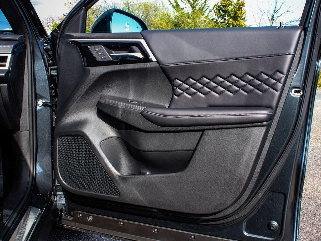 new 2025 Mitsubishi Outlander PHEV car, priced at $51,880