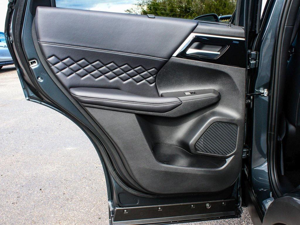 new 2025 Mitsubishi Outlander PHEV car, priced at $51,880