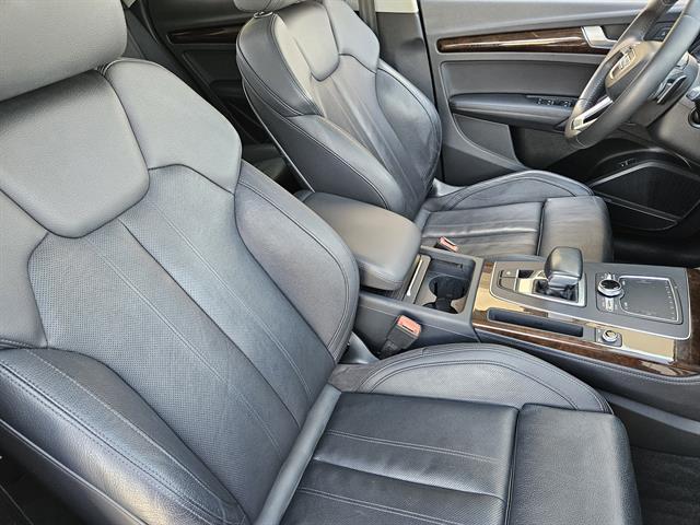 used 2019 Audi Q5 car, priced at $15,789