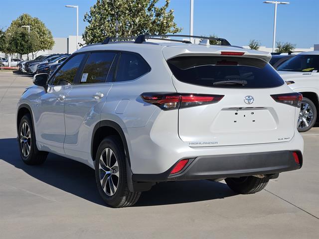 new 2025 Toyota Highlander car, priced at $49,802