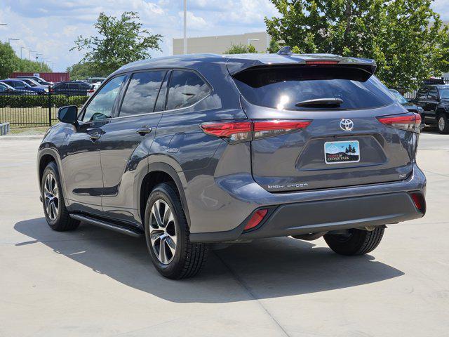 used 2020 Toyota Highlander car, priced at $29,991