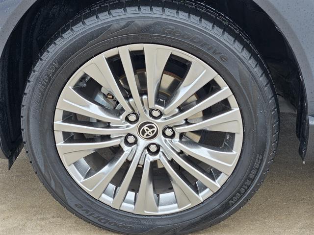 used 2022 Toyota Venza car, priced at $30,991