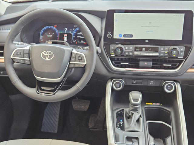 used 2025 Toyota Grand Highlander car, priced at $59,962
