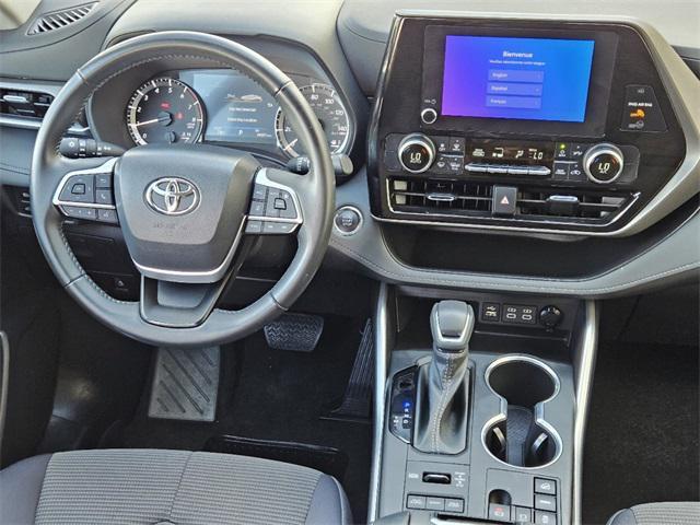 used 2023 Toyota Highlander car, priced at $34,991