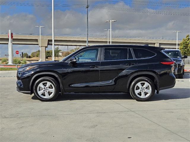 used 2023 Toyota Highlander car, priced at $34,991