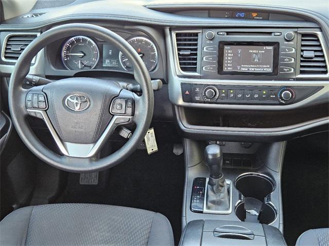 used 2016 Toyota Highlander car, priced at $16,391