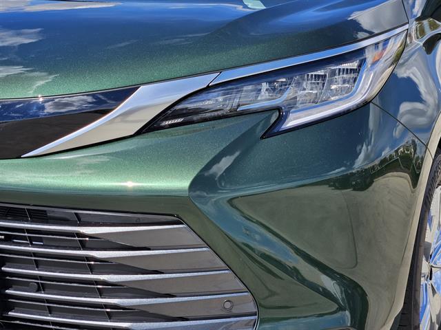 new 2025 Toyota Sienna car, priced at $58,379