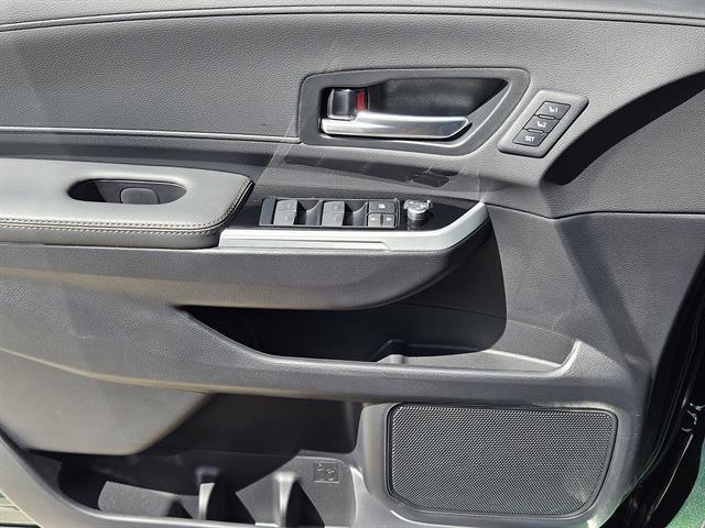 new 2025 Toyota Sienna car, priced at $58,379