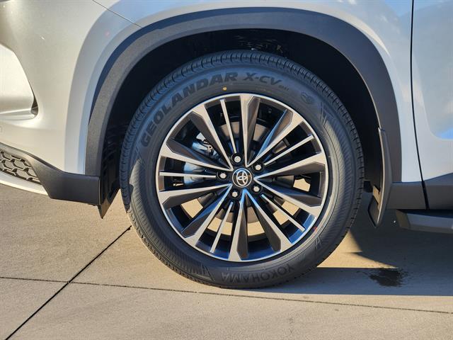 new 2026 Toyota Grand Highlander Hybrid car, priced at $65,542