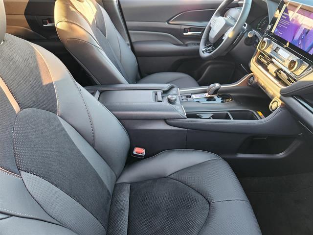 new 2026 Toyota Grand Highlander Hybrid car, priced at $65,542