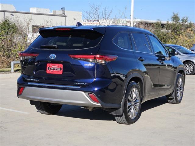 used 2020 Toyota Highlander Hybrid car, priced at $38,241